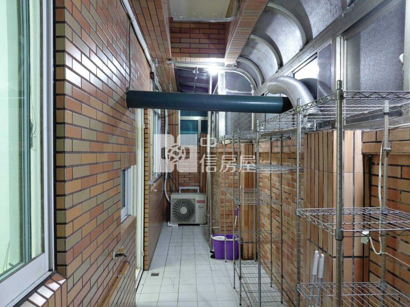 平鎮文化國小中庭花園一樓+平面車位房屋室內格局與周邊環境