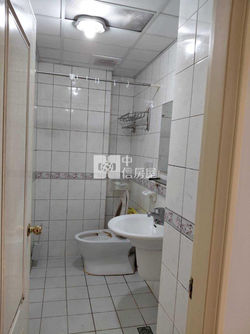 平鎮文化國小中庭花園一樓+平面車位房屋室內格局與周邊環境