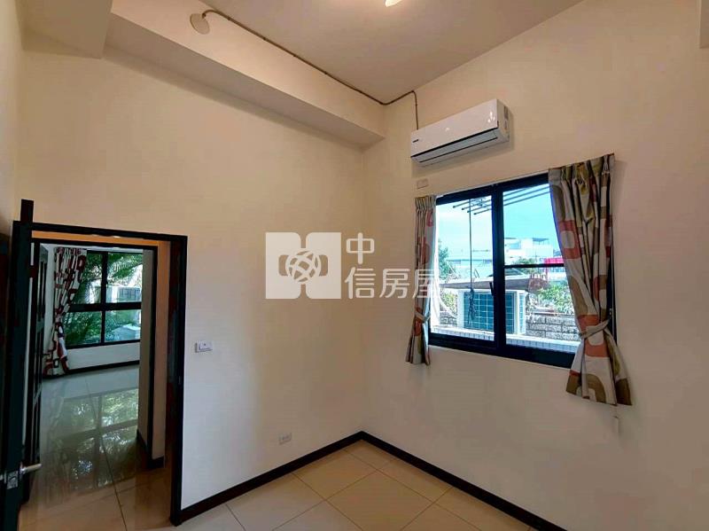 新光重劃寓上樂灣挑高兩房車位房屋室內格局與周邊環境