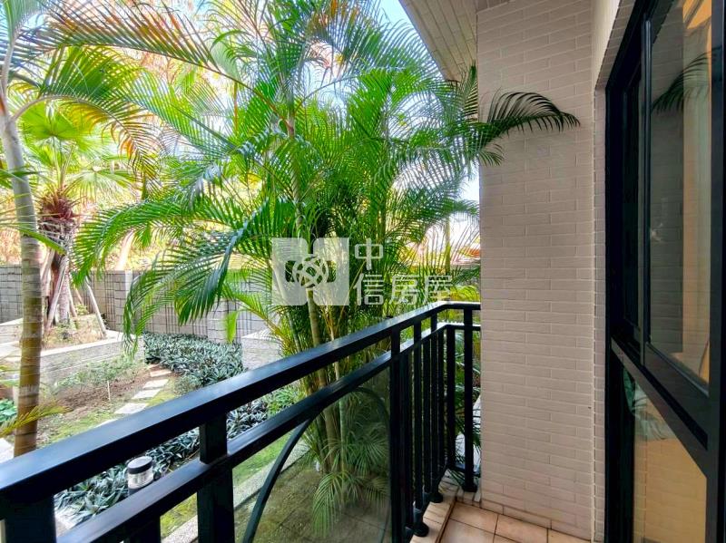 新光重劃寓上樂灣挑高兩房車位房屋室內格局與周邊環境