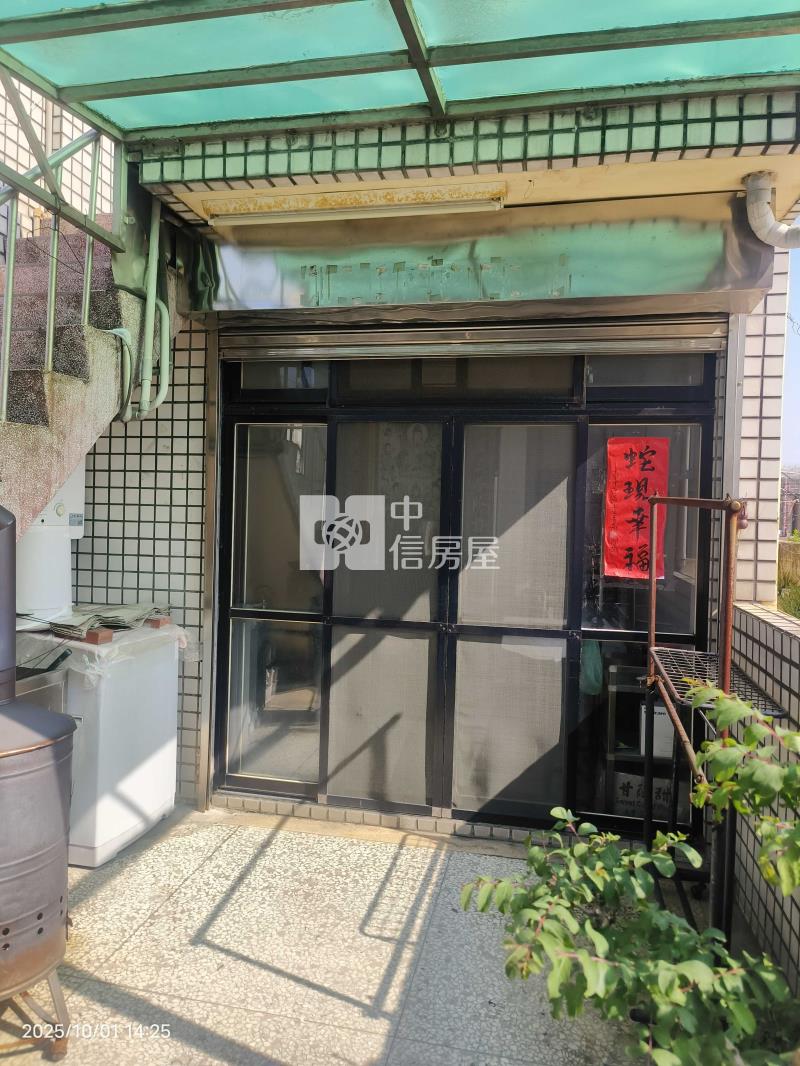 專任-正中華路透天電梯金店面+套房房屋室內格局與周邊環境
