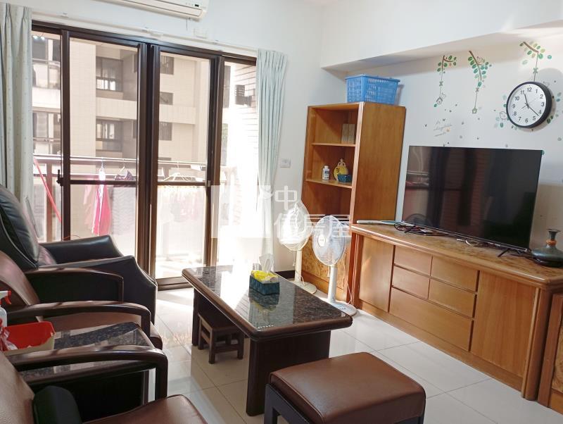 勝美大禮11年屋2房車位美廈房屋室內格局與周邊環境