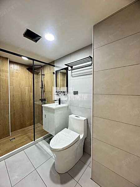 龍南路 裝潢美套房房屋室內格局與周邊環境