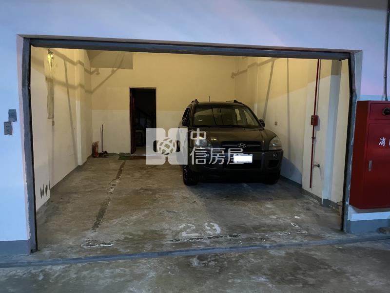 6W25綠景別墅B1車庫透天房屋室內格局與周邊環境