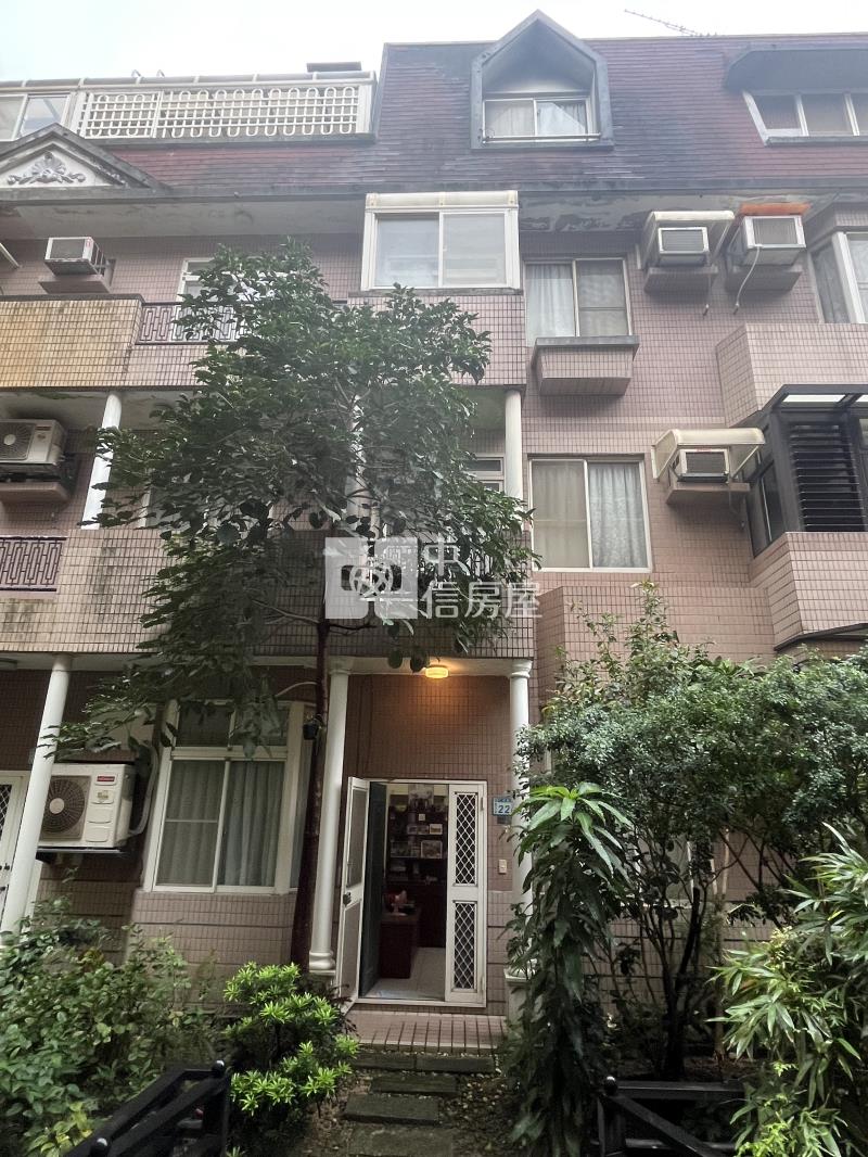 6W25綠景別墅B1車庫透天房屋室內格局與周邊環境