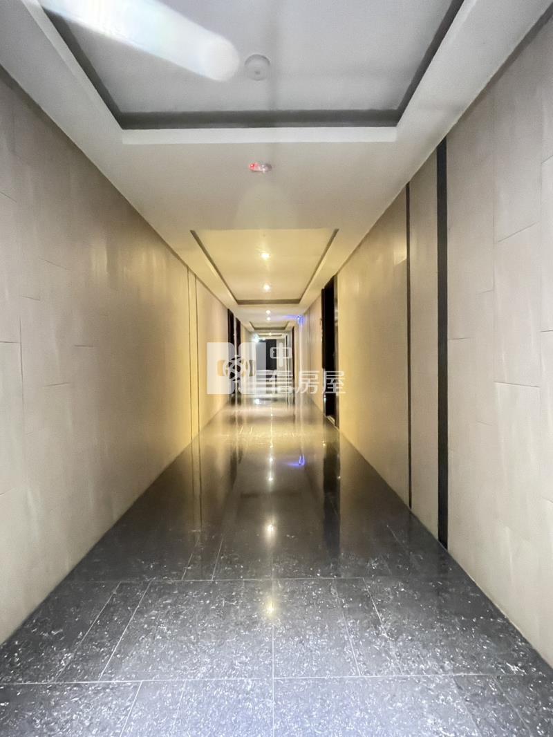 中科雲世紀超值3房雙車房屋室內格局與周邊環境