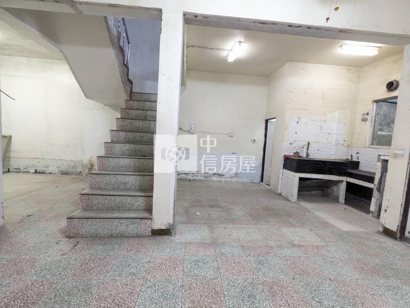 龍潭國軍醫院旁低總價透天房屋室內格局與周邊環境