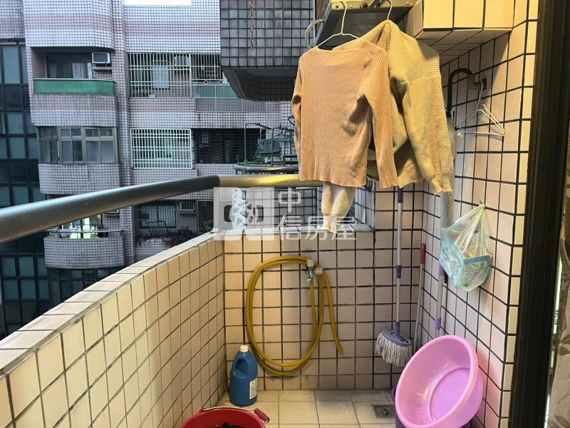 竹東榮華火車站漂亮3房雙陽台房屋室內格局與周邊環境