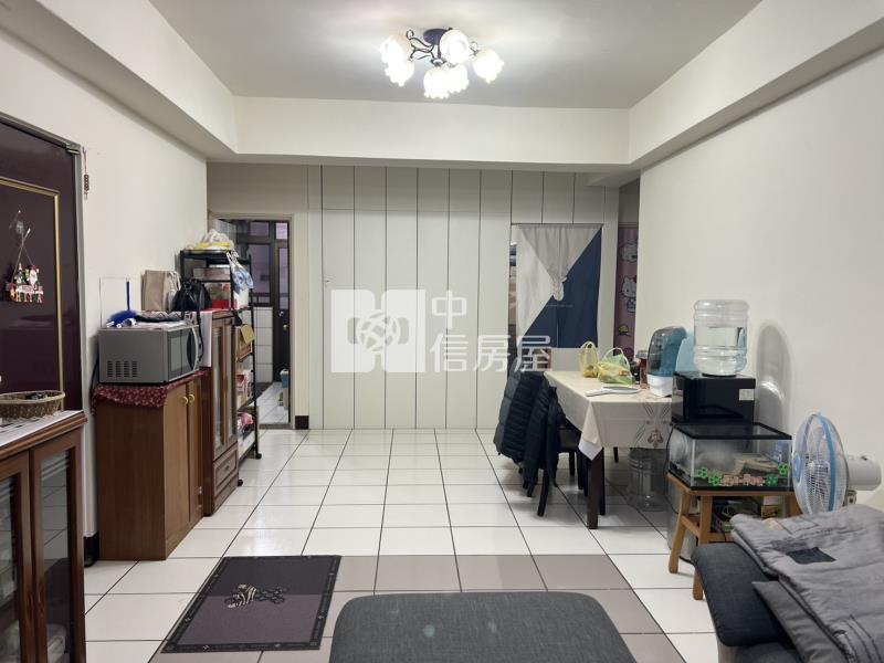 竹東榮華火車站漂亮3房雙陽台房屋室內格局與周邊環境