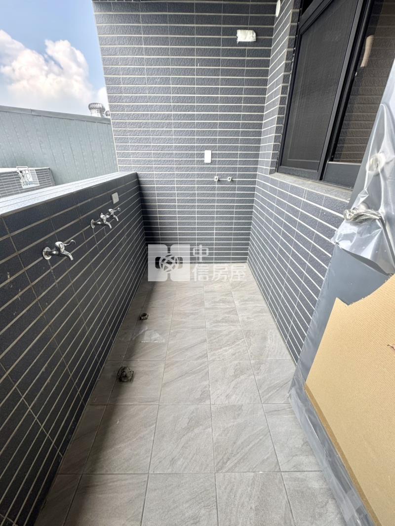 斗六石榴全新二房+平面車位B房屋室內格局與周邊環境