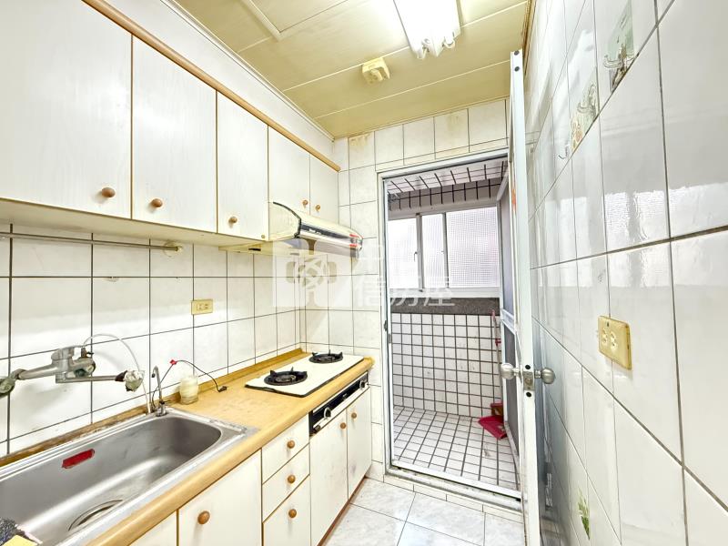 文心崇德捷運人間美村大二房美廈房屋室內格局與周邊環境