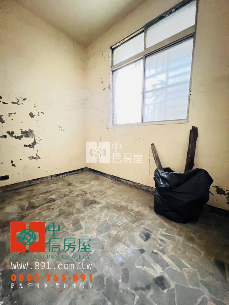 後庄商圈需整理雙車庫別墅房屋室內格局與周邊環境