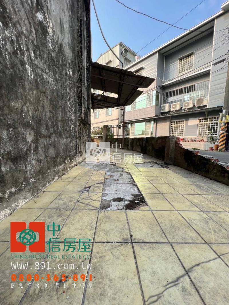 後庄商圈需整理雙車庫別墅房屋室內格局與周邊環境