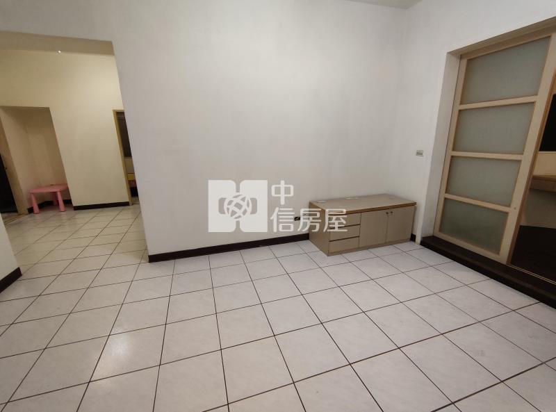 大有商圈雙語學區三房車房屋室內格局與周邊環境