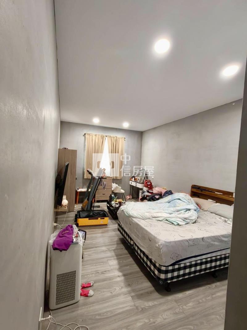 友忠路旁傳統透天房屋室內格局與周邊環境