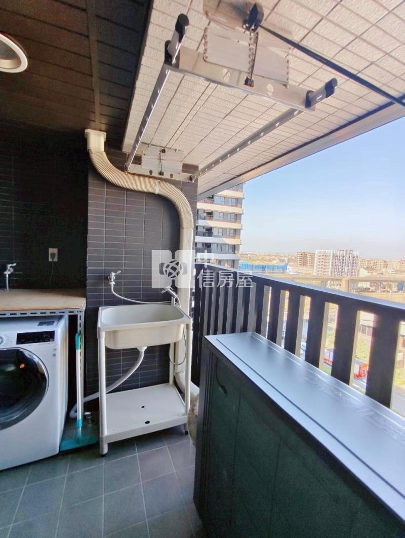 A18高鐵採光大兩房+平車房屋室內格局與周邊環境