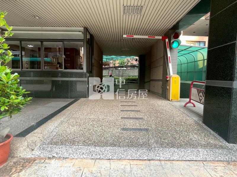 【珍愛逢甲】逢甲商圈低總價樓店｜大平車房屋室內格局與周邊環境