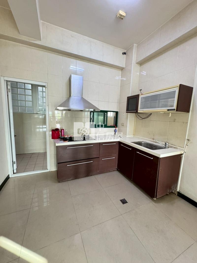 劉厝車位別墅房屋室內格局與周邊環境