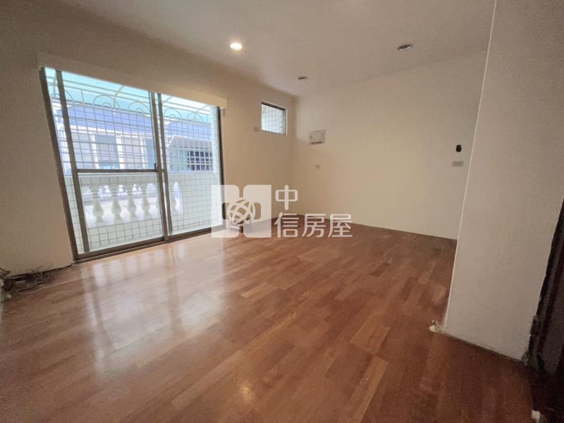 平鎮水岸景觀透天房屋室內格局與周邊環境