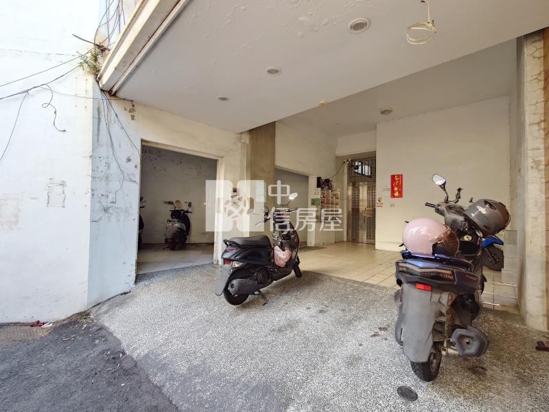 近一中商圈收租四套房房屋室內格局與周邊環境