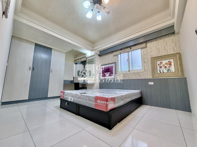 五期生活圈使用約50坪大空間精裝五房｜B1+1樓 獨立出入口房屋室內格局與周邊環境