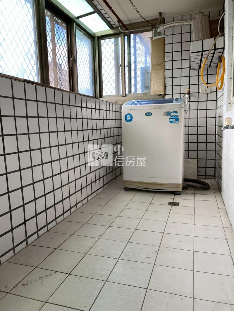 專簽大墩學區黎明商圈3大房休旅車位房屋室內格局與周邊環境