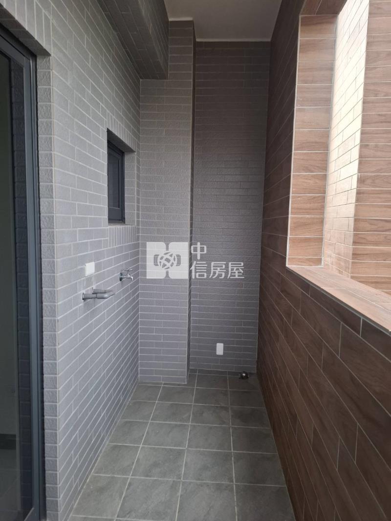 增值管寮段全新大套房雙車墅房屋室內格局與周邊環境