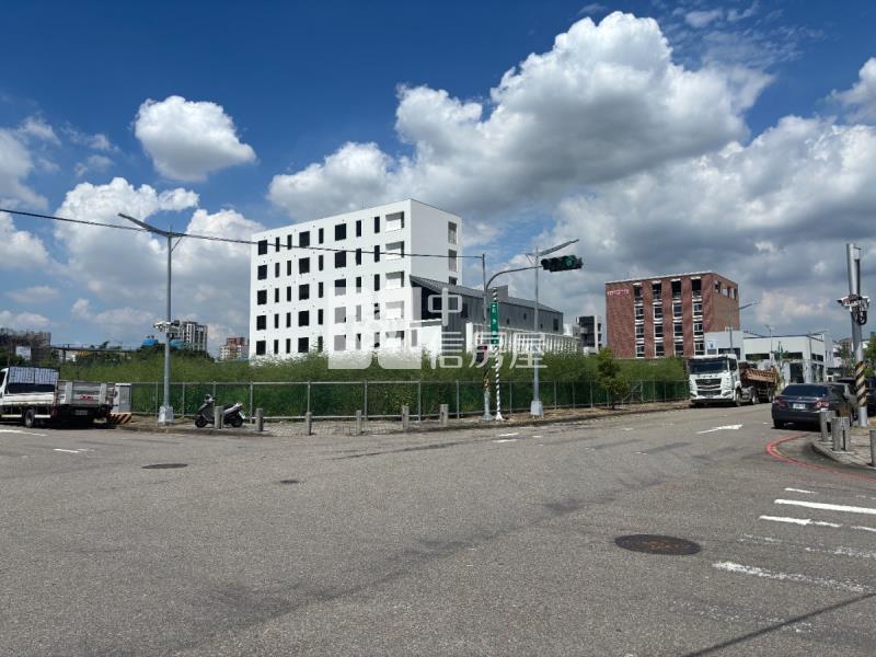 台中十四期重劃區學區建地房屋室內格局與周邊環境