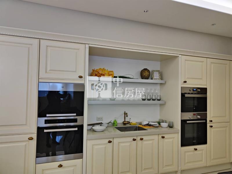 J25.湖美帝堡4房車房屋室內格局與周邊環境