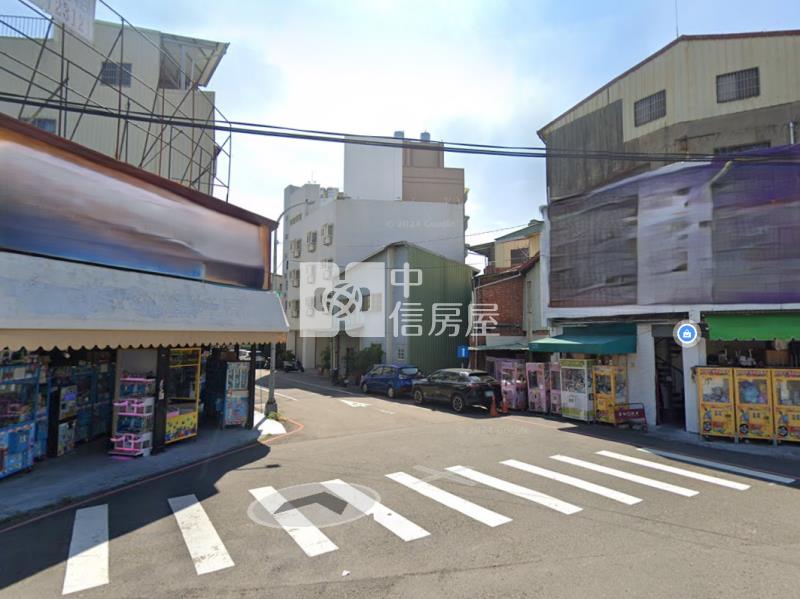 超醒目！！三民路口｜角間大面寬｜低總價店面房屋室內格局與周邊環境