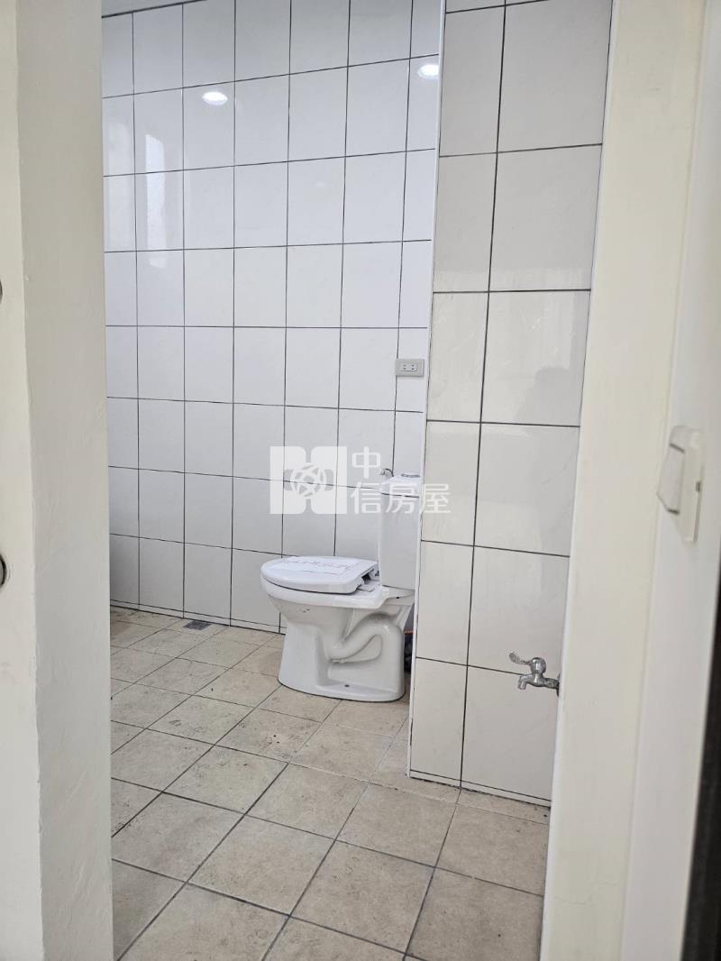 桃園武陵高中店面廠辦房屋室內格局與周邊環境