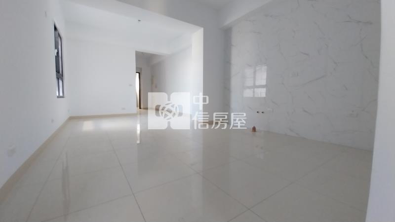 屏東房屋《縣府獨棟一層一戶全新平車華廈 C》房屋室內格局與周邊環境