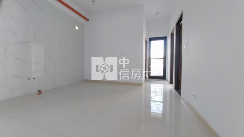 屏東房屋《縣府獨棟一層一戶全新平車華廈 C》房屋室內格局與周邊環境