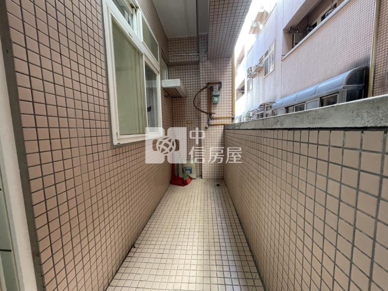 比佛利加州區大3房房屋室內格局與周邊環境