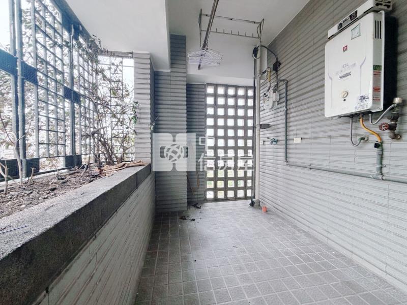 空一景觀三房平車房屋室內格局與周邊環境