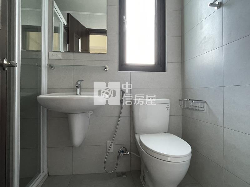 弘富重劃區｜全新電梯別墅｜五大房A6房屋室內格局與周邊環境