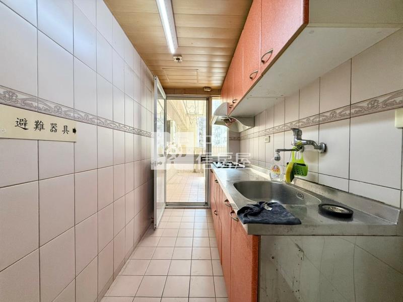 【皇城園邸】水湳經貿文心捷運文華高中大四房平車房屋室內格局與周邊環境