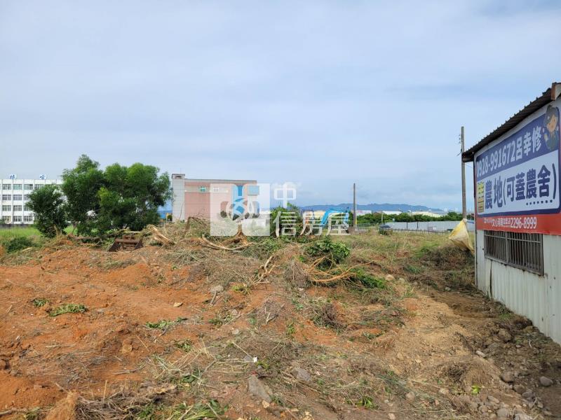 台1線旁好地點！｜848坪角地｜雙面臨18米路｜可農舍｜有資材室房屋室內格局與周邊環境