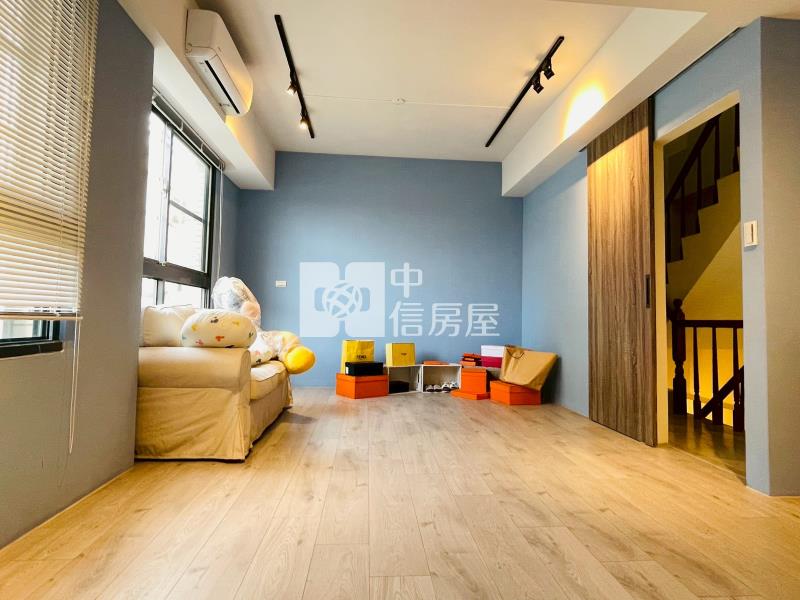 【崇德哈哇e】14期旁｜新漢神商圈｜美別墅｜可停雙車房屋室內格局與周邊環境