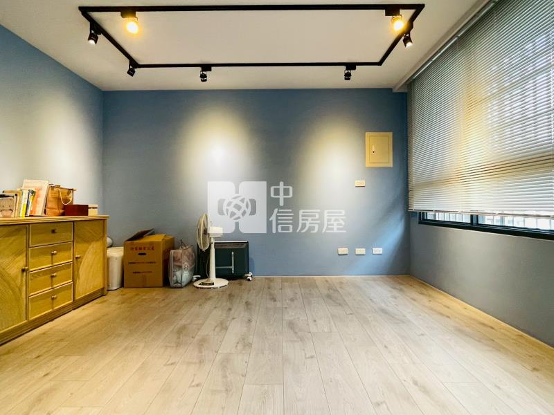 【崇德哈哇e】14期旁｜新漢神商圈｜美別墅｜可停雙車房屋室內格局與周邊環境