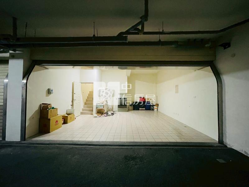 【崇德哈哇e】14期旁｜新漢神商圈｜美別墅｜可停雙車房屋室內格局與周邊環境