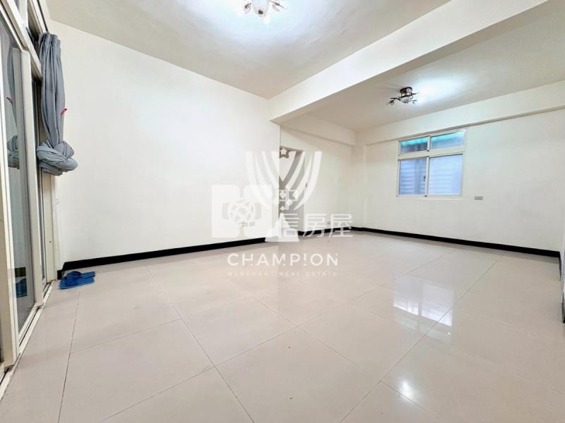 【冠軍】基金二路三房低樓層房屋室內格局與周邊環境