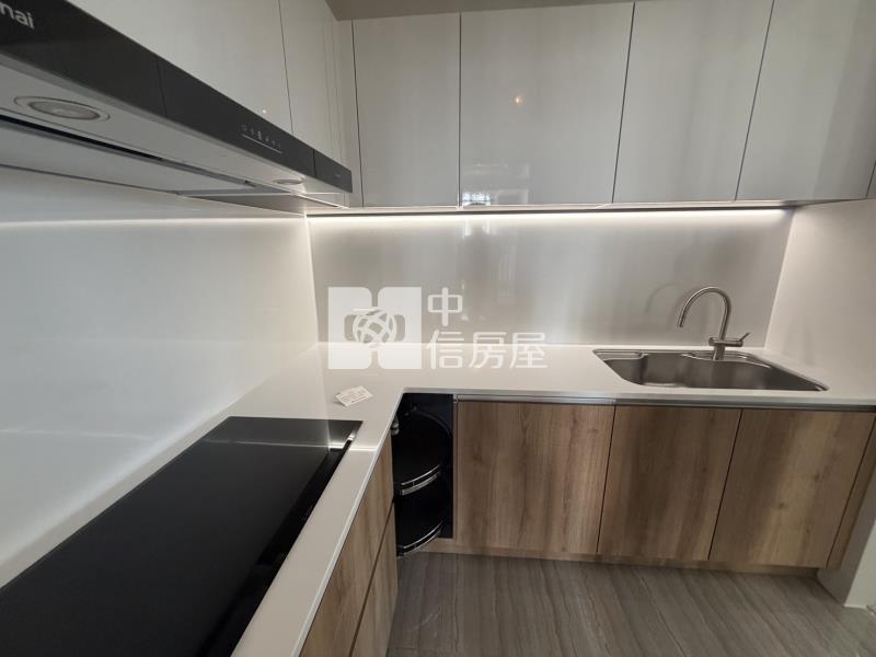 精銳SkyoneC棟大3房雙平車房屋室內格局與周邊環境