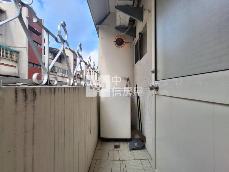 崇德路一中商圈｜間間獨洗曬｜收租5套房｜收租｜投資｜投報案件房屋室內格局與周邊環境