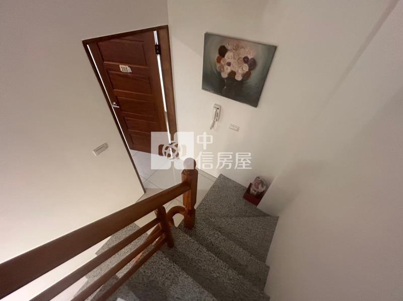 3S02宜蘭征泰大吉透天雙車位房屋室內格局與周邊環境