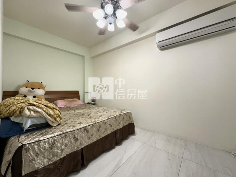 別墅新世界4房側院停車房屋室內格局與周邊環境