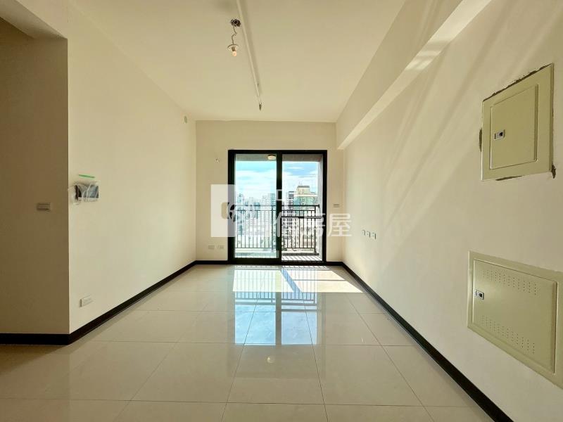 獨家!佳福柏斯市全新高樓層視野兩房+車位房屋室內格局與周邊環境