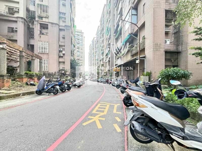 喜市稀有一樓店面投資自用二相宜房屋室內格局與周邊環境