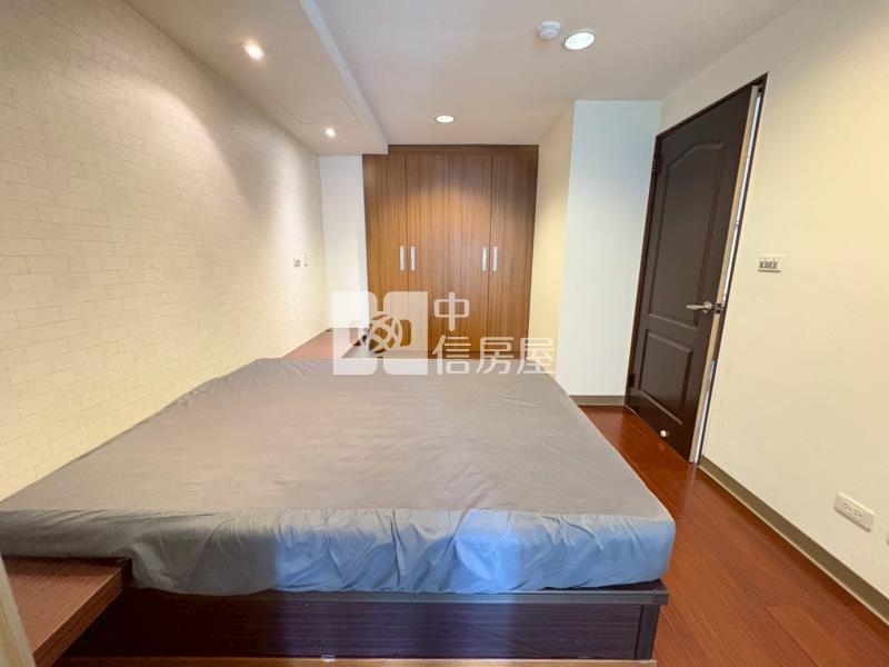 國圖館久樘小豪宅1+1房機上車位房屋室內格局與周邊環境