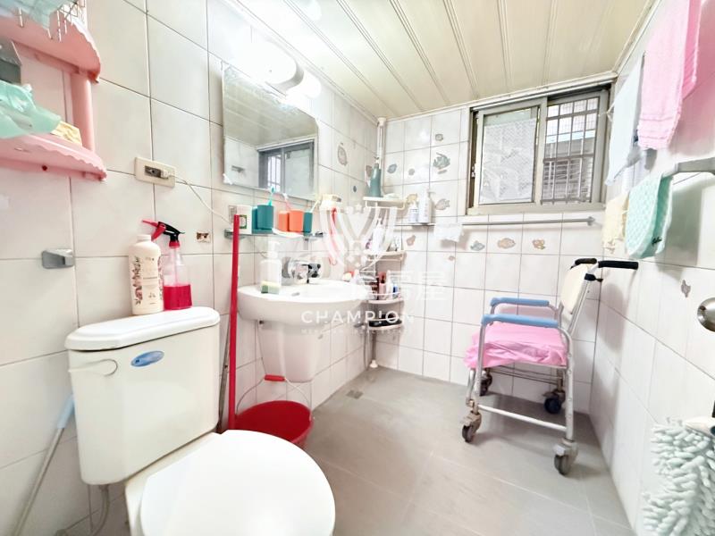 【冠軍】喜市直達明亮三房房屋室內格局與周邊環境